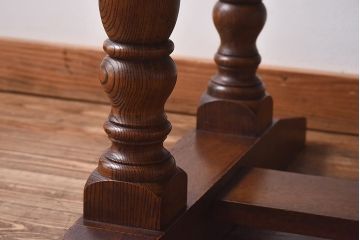 中古　ナラ材　上質なつくりのダイニングテーブル(作業台、作業テーブル)