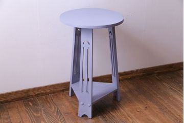 ペイント家具　淡い色合いが可愛いサイドテーブル(カフェテーブル、ラウンドテーブル、飾り台)