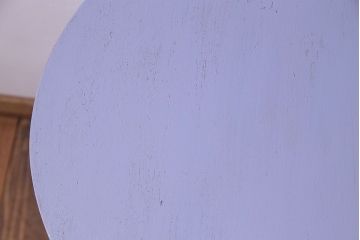 ペイント家具　淡い色合いが可愛いサイドテーブル(カフェテーブル、ラウンドテーブル、飾り台)