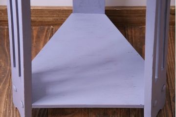 ペイント家具　淡い色合いが可愛いサイドテーブル(カフェテーブル、ラウンドテーブル、飾り台)