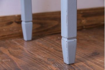 ペイント家具　落ち着いた水色がおしゃれなサイドテーブル(カフェテーブル、飾り台)