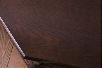 中古　old charm(オールドチャーム) 細かな意匠が魅力のテレビボード(ローボード)
