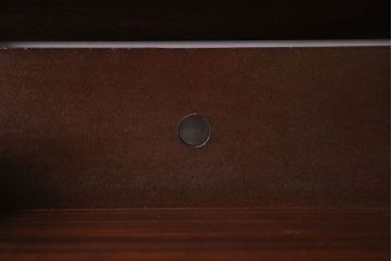 アンティーク家具　イギリスアンティーク　マホガニー材のシックなオーディオキャビネット(キャビネット)