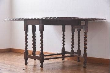 アンティーク家具　イギリスアンティーク　優雅なデザインのバタフライテーブル(エクステンションテーブル、ダイニングテーブル)