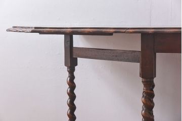 アンティーク家具　イギリスアンティーク　優雅なデザインのバタフライテーブル(エクステンションテーブル、ダイニングテーブル)