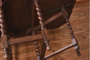 アンティーク家具　イギリスアンティーク　優雅なデザインのバタフライテーブル(エクステンションテーブル、ダイニングテーブル)