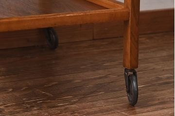 ヴィンテージ家具　イギリスビンテージ　ウォールナット　シンプルなサイドワゴン(サイドテーブル、脇机)