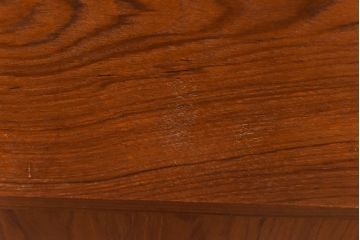 北欧家具　チーク材　引き出せる作業台が便利な飾り棚(キャビネット、シェルフ、ラック)