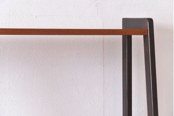 北欧家具　チーク材　引き出せる作業台が便利な飾り棚(キャビネット、シェルフ、ラック)