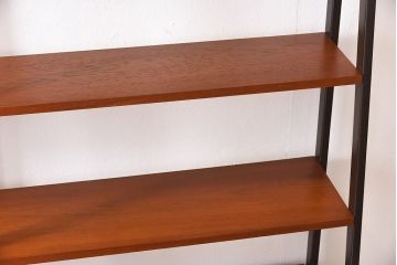 北欧家具　チーク材　引き出せる作業台が便利な飾り棚(キャビネット、シェルフ、ラック)