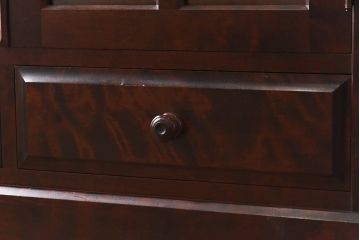 中古　美品　北海道民芸家具　落ち着いた色味のブックケース(本箱、収納棚、戸棚)(定価41万円)