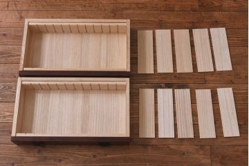 中古　民芸家具　水屋箪笥の面影を感じられる和モダンスタイルのサイドボード(収納棚、ローボード)