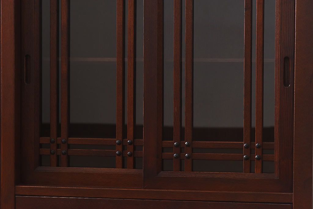 中古　民芸家具　水屋箪笥の面影を感じられる和モダンスタイルのサイドボード(収納棚、ローボード)