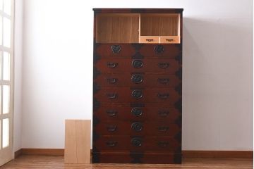 中古　駿河民芸　高級感あふれる雰囲気の重ね箪笥(衣装箪笥、引き出し)