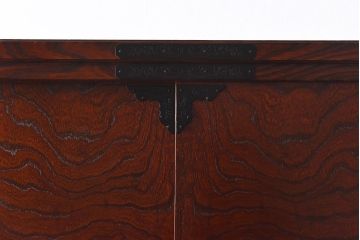 中古　駿河民芸　高級感あふれる雰囲気の重ね箪笥(衣装箪笥、引き出し)