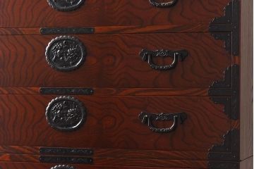 中古　駿河民芸　高級感あふれる雰囲気の重ね箪笥(衣装箪笥、引き出し)