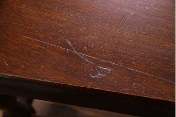 中古　透かし彫りが優し気な雰囲気のナラ材ダイニングチェア(ワークチェア、板座チェア、椅子)(1)