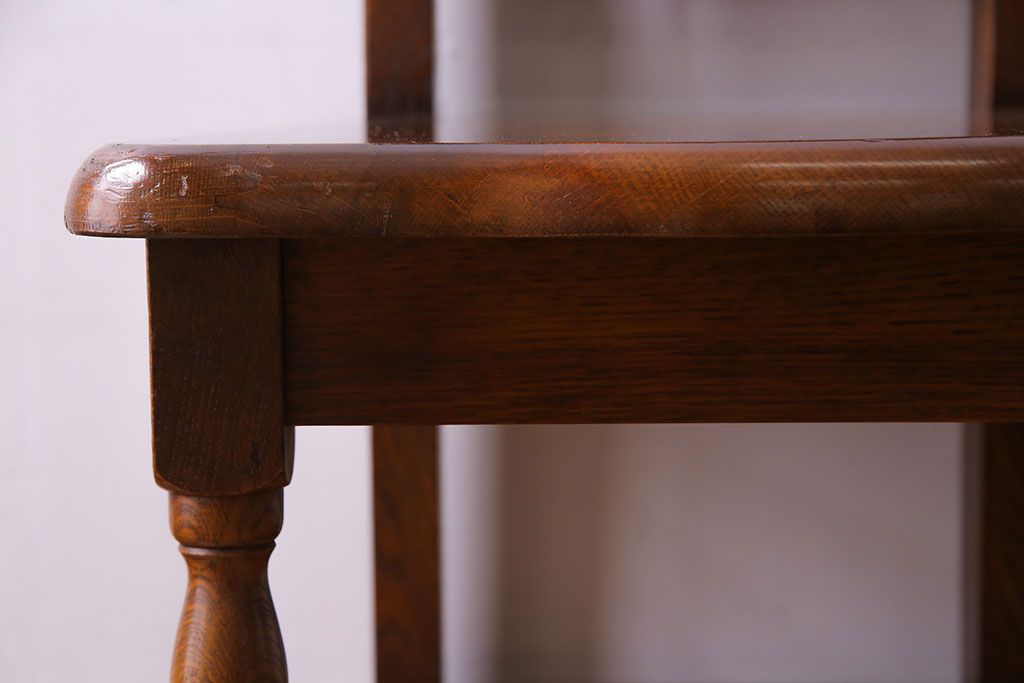 中古　透かし彫りが優し気な雰囲気のナラ材ダイニングチェア(ワークチェア、板座チェア、椅子)(2)