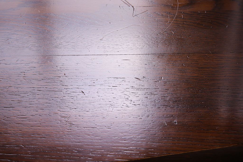 中古　透かし彫りが優し気な雰囲気のナラ材ダイニングチェア(ワークチェア、板座チェア、椅子)(3)