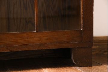 英国家具　オーク材　木のぬくもりを感じる小振りのブックケース(本箱、収納棚、飾り棚、キャビネット)