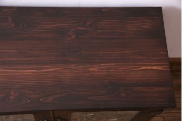 レトロ家具　昭和レトロ　前面のデザインがおしゃれなリメイクサイドボード(収納棚、リビングボード)