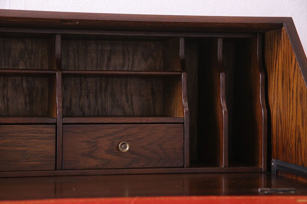 アンティーク家具　オーク材使用　渋みのある質感が魅力のライティングビューロー(簿記机、在宅ワーク、在宅用デスク)