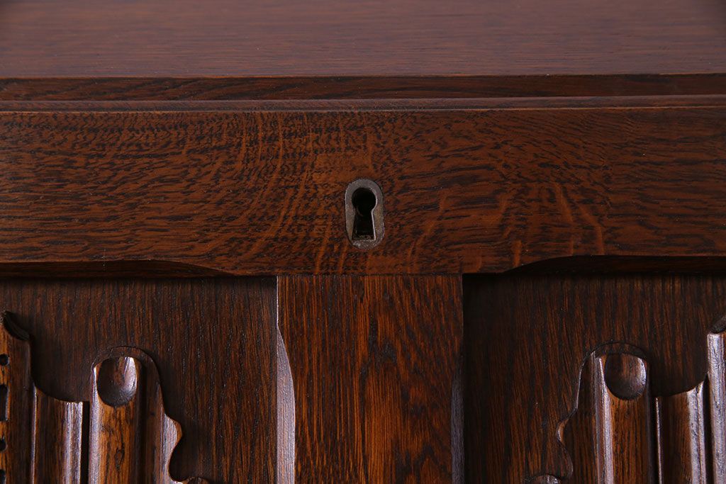 アンティーク家具　オーク材使用　渋みのある質感が魅力のライティングビューロー(簿記机、在宅ワーク、在宅用デスク)