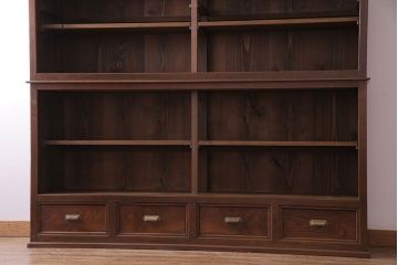 アンティーク家具　和製アンティーク　堂々とした佇まいの二段重ねガラス戸棚(収納棚、食器棚、飾り棚、ショーケース)