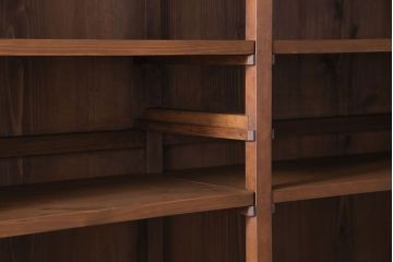 アンティーク家具　和製アンティーク　堂々とした佇まいの二段重ねガラス戸棚(収納棚、食器棚、飾り棚、ショーケース)