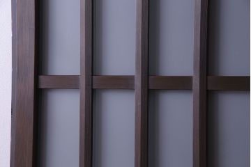 昭和中期　情緒ある独特の格子が魅力のガラス戸(格子戸、引き戸、建具)2枚セット