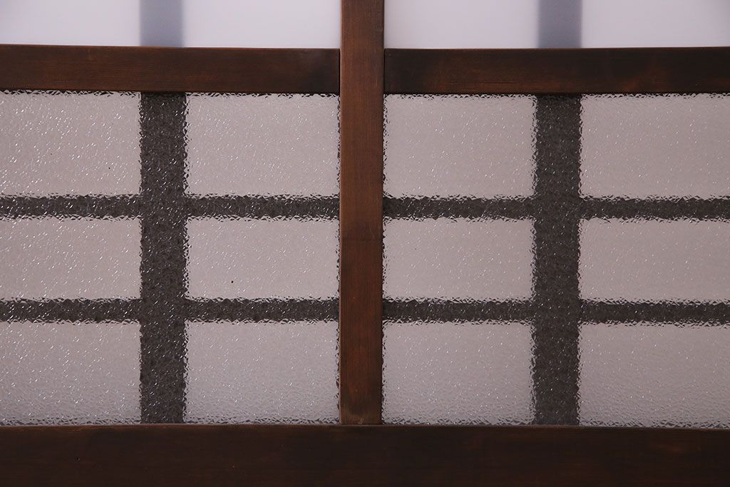 昭和中期　情緒ある独特の格子が魅力のガラス戸(格子戸、引き戸、建具)2枚セット