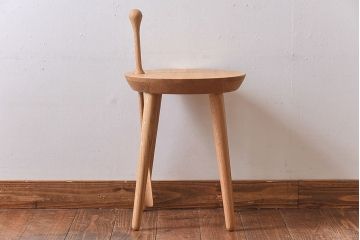 展示美品　日進木工　ac-cent(アク・セント)　STEP STEP　靴べら付スツール