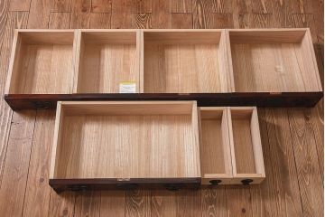 展示美品　岩谷堂箪笥　NO.630　桐文様　銀河8号　中型タンス(整理箪笥、チェスト、桐箪笥、桐たんす)