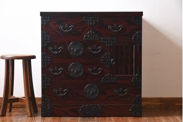 展示美品　岩谷堂箪笥　NO.630　桐文様　銀河8号　中型タンス(整理箪笥、チェスト、桐箪笥、桐たんす)