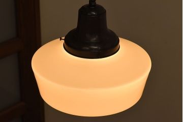 昭和レトロ ぽってりとしたフォルムが素朴な味わいのペンダントライト(天井照明、吊り下げ照明)(1)