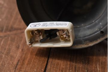 昭和レトロ ぽってりとしたフォルムが素朴な味わいのペンダントライト(天井照明、吊り下げ照明)(1)