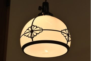 大正ロマン　和の雰囲気高まる柄のシェード(天井照明、吊り下げ照明)