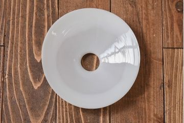 昭和レトロ　シンプルな白い笠が魅力的なシェード(電笠)(1)