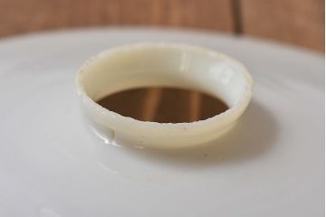 昭和レトロ　シンプルな白い笠が魅力的なシェード(電笠)(2)