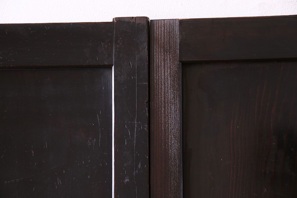 【商談品】古民具　古さを感じる木の質感　明治期の板戸(引き戸、建具)3枚組