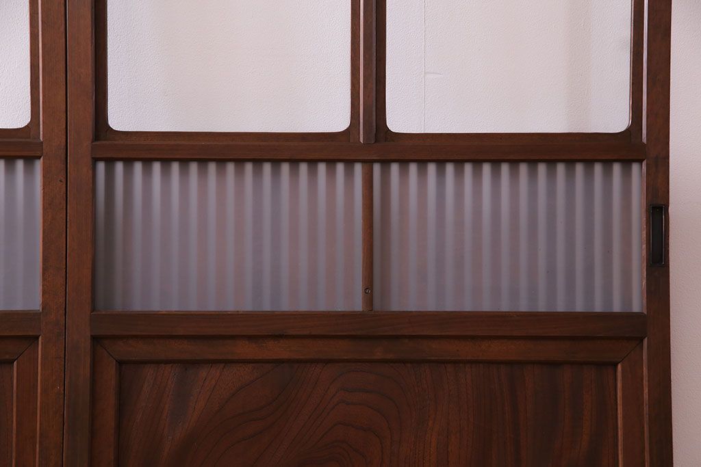 和製アンティーク　明るい和の空間を演出する上品なガラス戸(引き戸、建具)4枚組