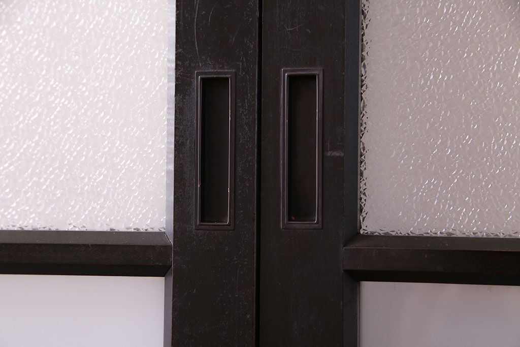 大正ロマン　漆塗りで上質な幅広ガラス帯戸(引き戸、ガラス戸)2枚セット