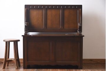 中古　イギリス家具　重厚さを感じるモンクスベンチ(サイドボード、長椅子、飾り台)