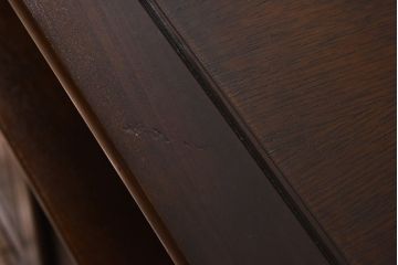 中古　イギリス家具　重厚さを感じるモンクスベンチ(サイドボード、長椅子、飾り台)