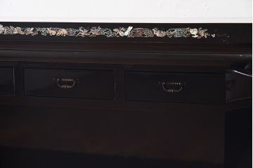 中古　ゴージャスな螺鈿ローボード(サイドボード、チェスト、飾り台)