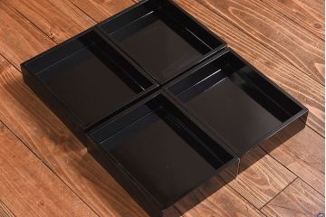 中古　ゴージャスな螺鈿ローボード(サイドボード、チェスト、飾り台)