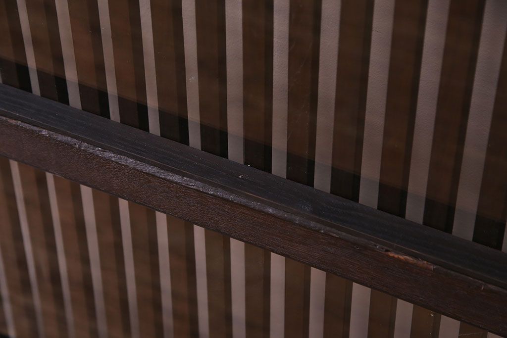 和製アンティーク　金具がアクセントのモダンな蔵戸(引き戸、建具、玄関戸)