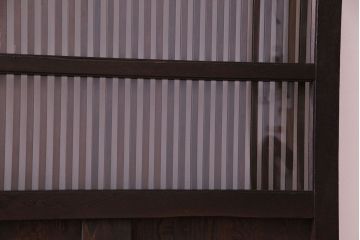 和製アンティーク　金具がアクセントのモダンな蔵戸(引き戸、建具、玄関戸)