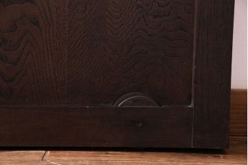 和製アンティーク　金具がアクセントのモダンな蔵戸(引き戸、建具、玄関戸)