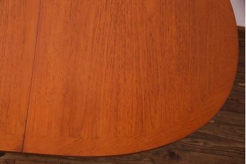ヴィンテージ家具　イギリスビンテージ　nathan(ネイサン)　コンパクトに置いておける大きなバタフライテーブル(エクステンションテーブル、ダイニングテーブル)